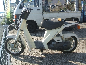 中古バイクパーツ販売専門店アイラブモーターSUZUKI/スズキ MOLLET/モレット50 FA14A-1417: 車体から検索ヤフオクから中古 バイクパーツ販売専門店アイラブショップに移行します