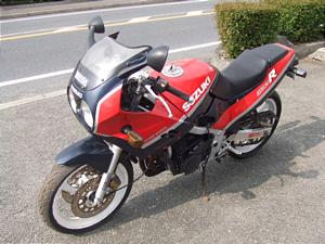 SUZUKI  GSXR 250   GJ72A-1057