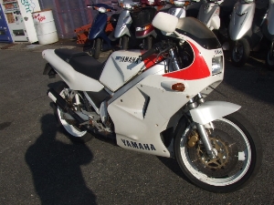 中古バイクパーツ販売専門店アイラブモーターYAMAHA/ヤマハ TZR250 1KT-0547:  車体から検索ヤフオクから中古バイクパーツ販売専門店アイラブショップに移行します