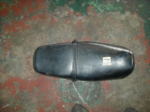 SRX400 (1JL-034) シート