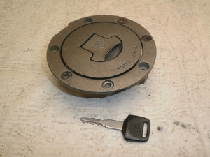 NSR250R �^���N�L���b�v MC21-1025